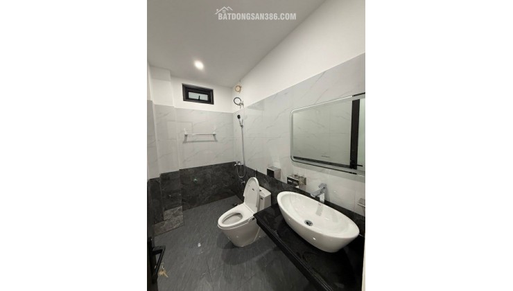 LÔ GÓC 6 TẦNG THANG MÁY XÂY MỚI ĐẸP_VĂN MIẾU - QUỐC TỬ GIÁM_GẦN PHỐ_42m2_3 THOÁNG, hơn 14 tỷ